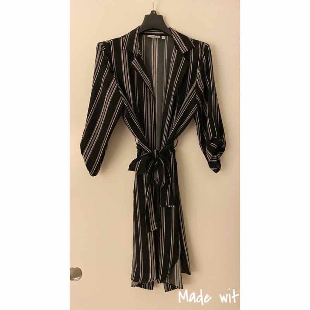 Black and white, long kimono with tie